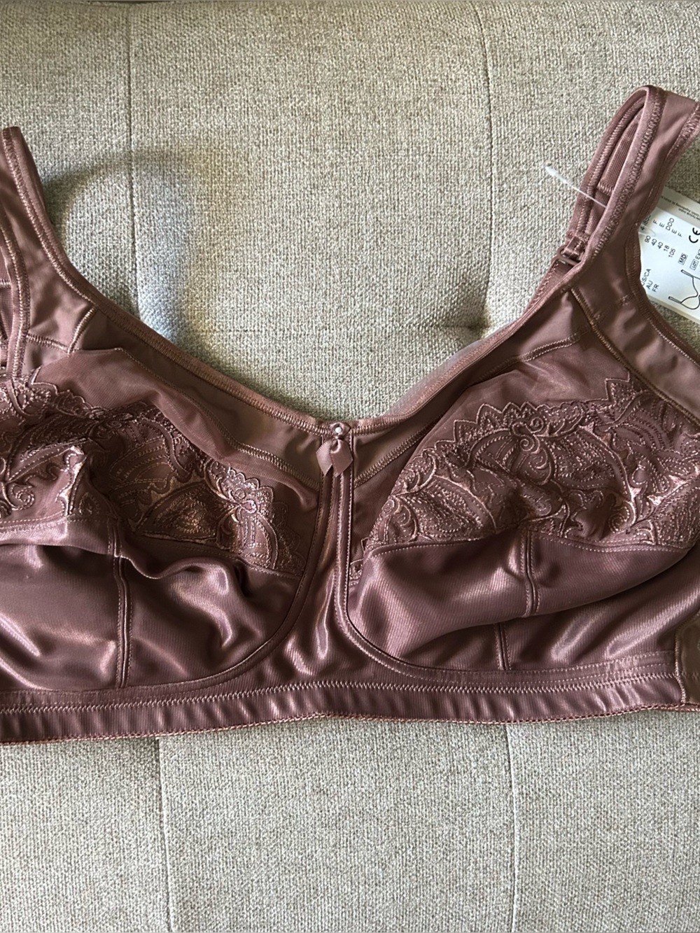 Amoena Isadora mastectomy bra 40 DDD
